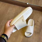 Chinelo Arezzo Slide Texturizado Z190460001