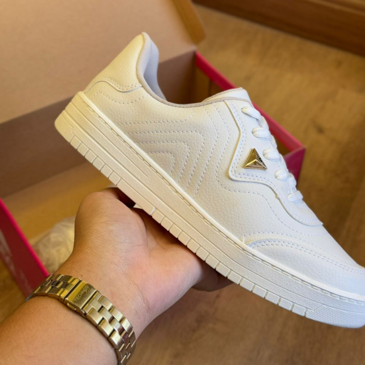 Tênis Dakota Casual Triângulo Dourado DA794