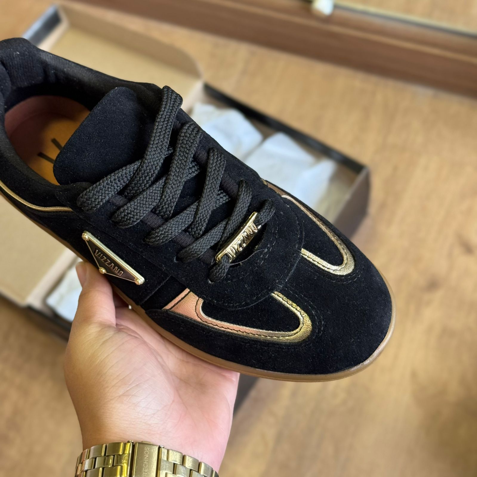 Tênis Vizzano Detalhe da Marca 1430.113