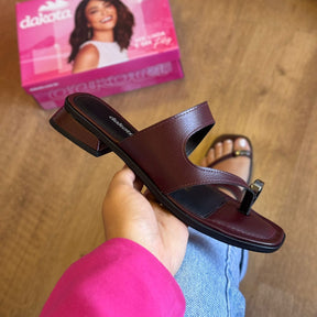 Sandália Dakota Salto Baixo Detalhe no Dedo Y8874