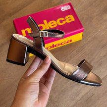 Sandália Moleca Salto Bloco Ajuste Prático 5496.101