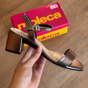 Sandália Moleca Salto Bloco Ajuste Prático 5496.101