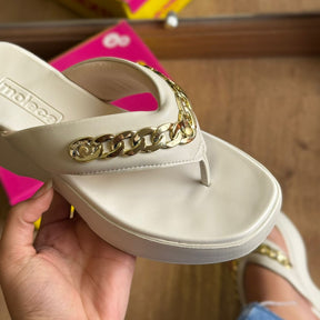 Tamanco Moleca Pedrarias Douradas 5503.117