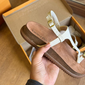 Sandália Beira Rio Plataforma Detalhe Dourado 8524.109