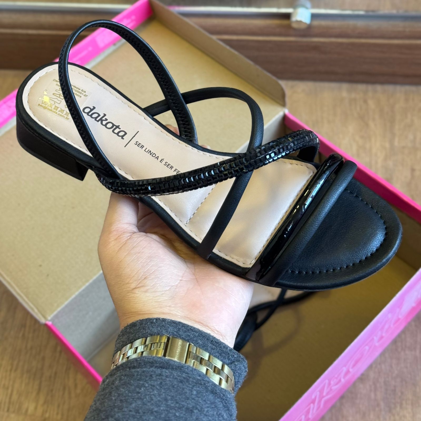 Sandália Dakota Salto Baixo Y7288