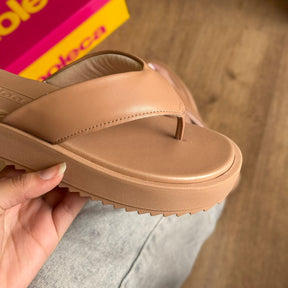 Chinelo de Dedo Moleca FlatForm 5489.100