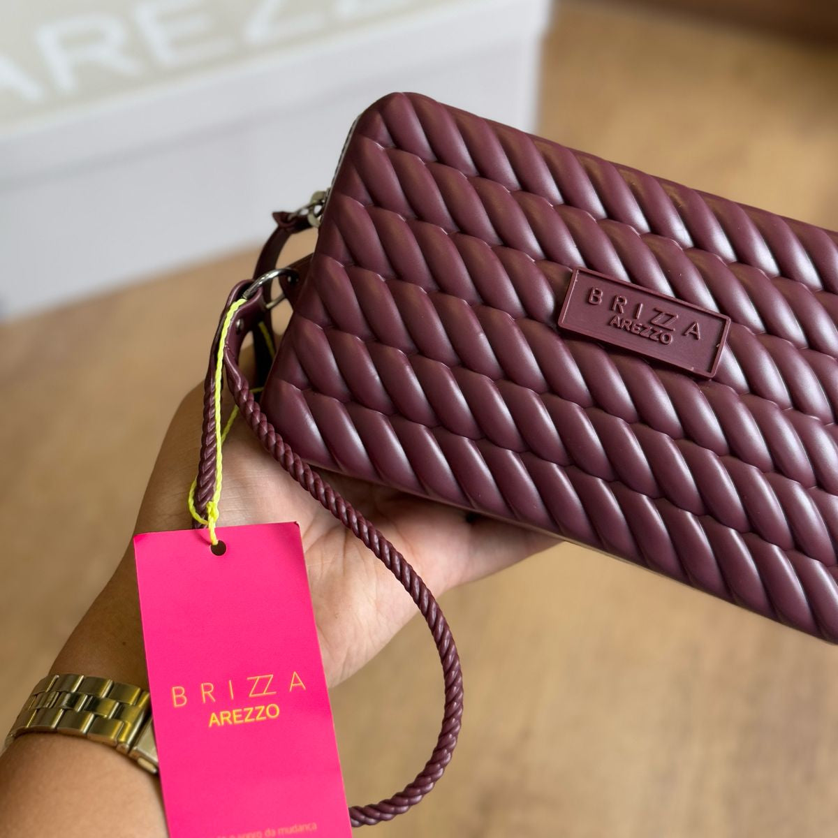 Bolsa Arezzo Pequena Metalizada Alça Marrocos Z195070007