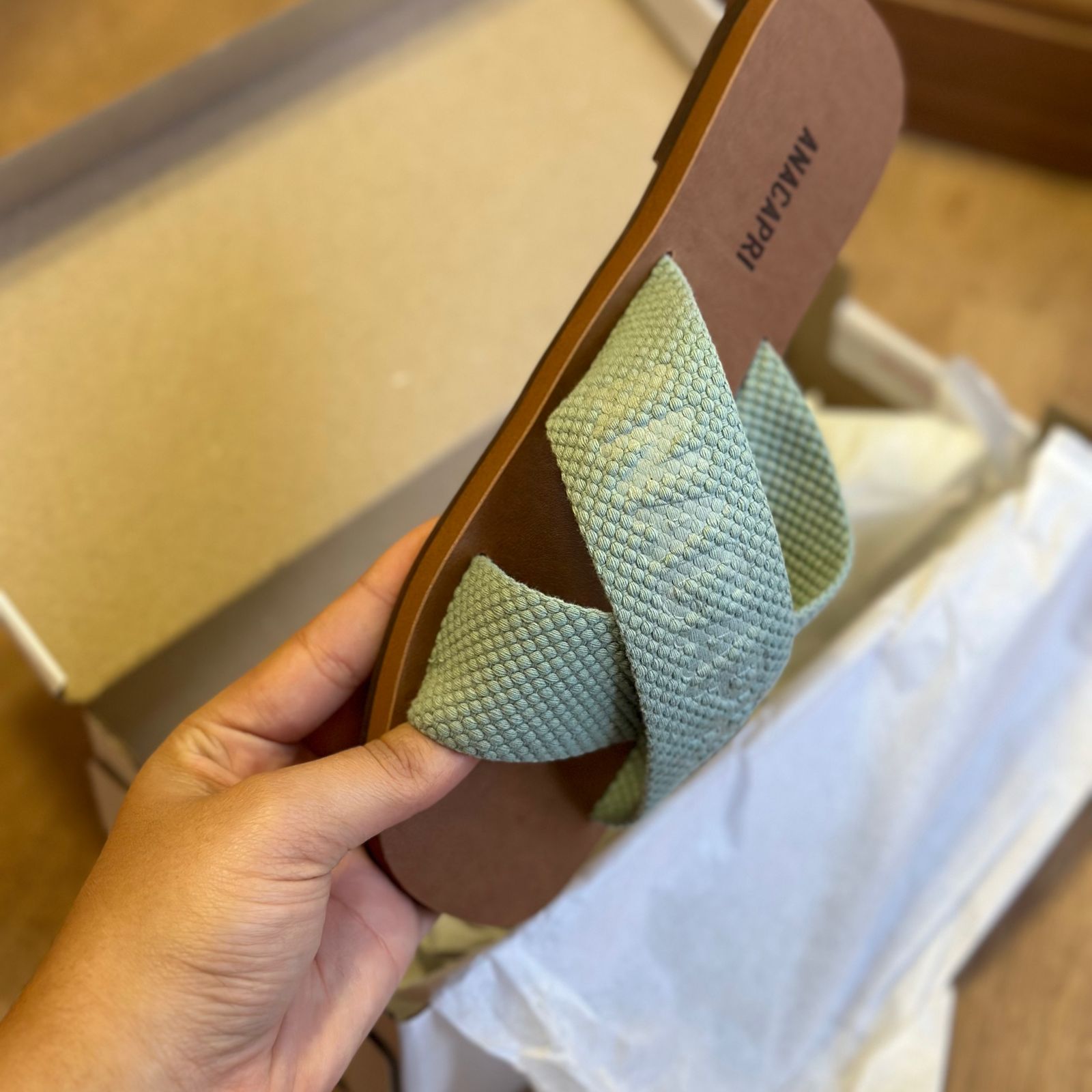 Sandália Ana Capri Salto Rasteiro Tecido C30244008