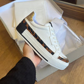 Tênis Arezzo Flatform Amarração A112180044