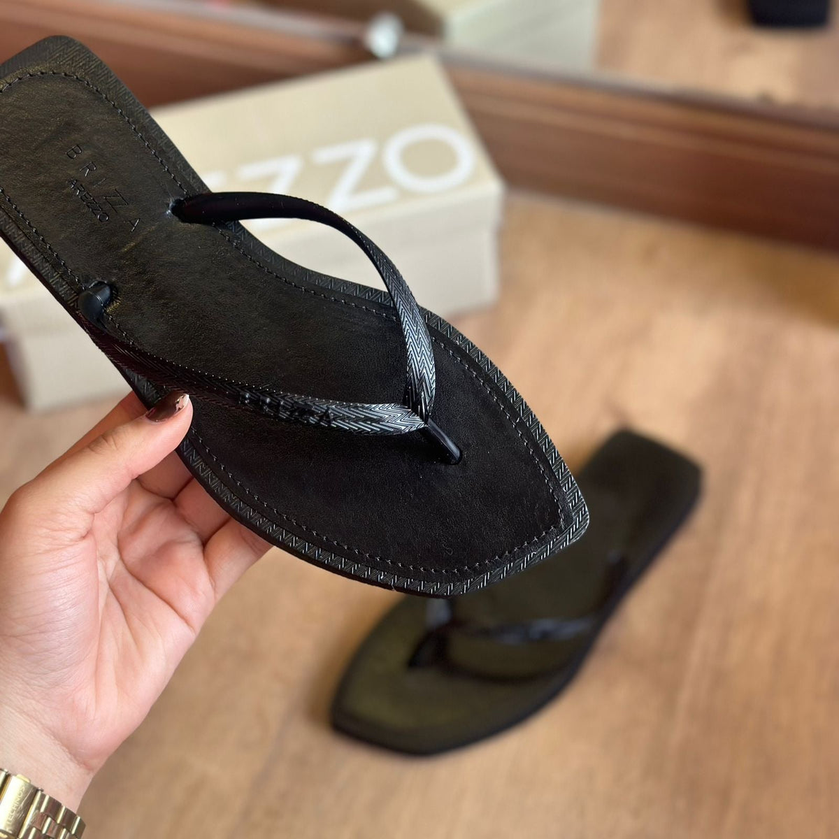 Chinelo de Dedo Arezzo Rasteira Z191280002