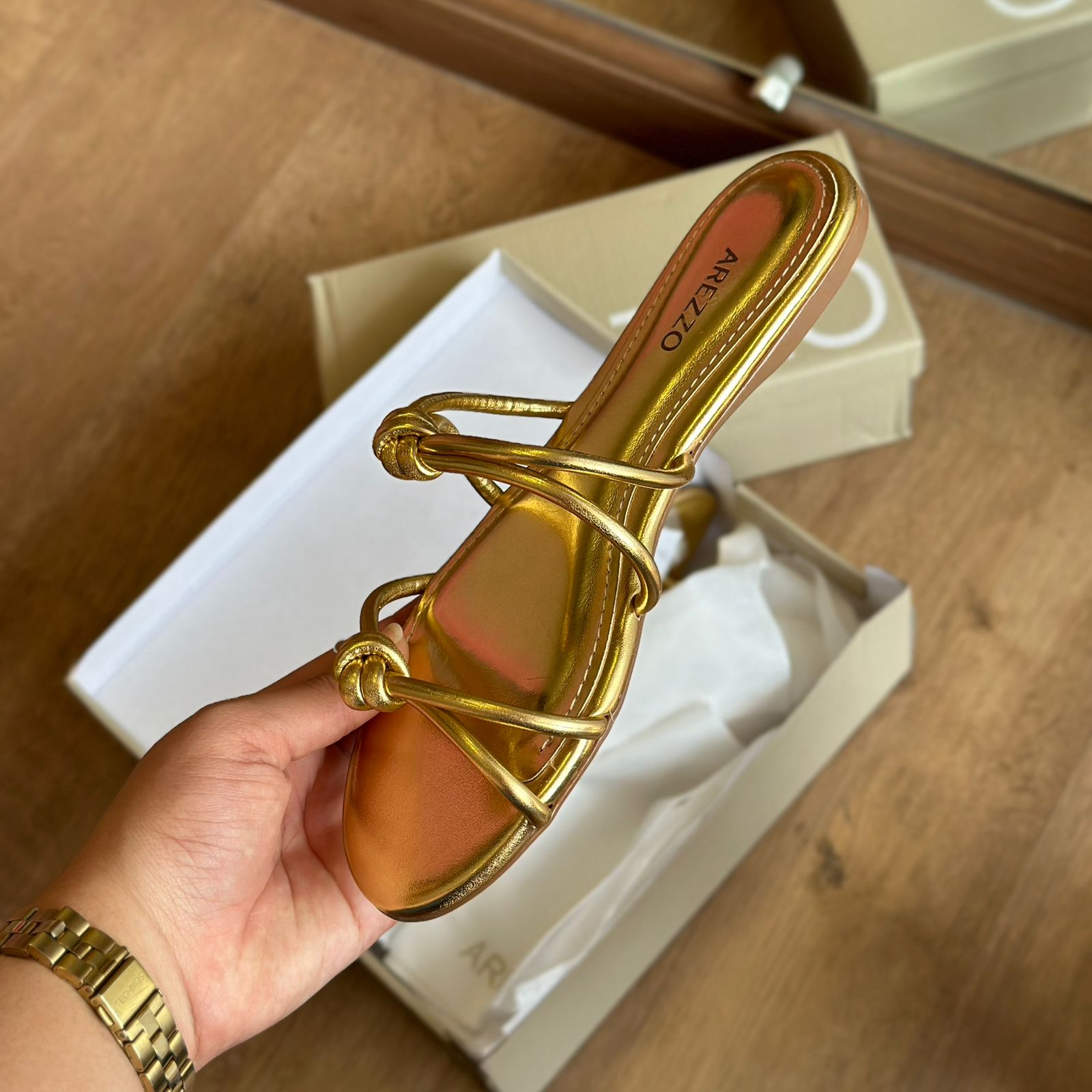 Rasteira Arezzo Bico Redondo Tiras Nós A044850666