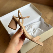 Sandália Arezzo  Couro Bloco  A119690006