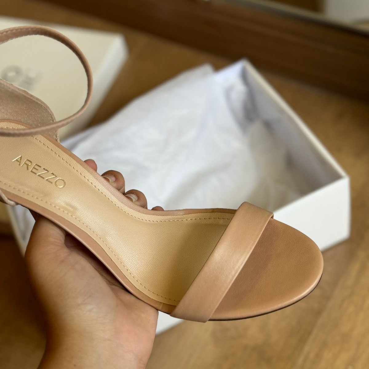 Sandália Arezzo Isabelli Salto Médio A026950026