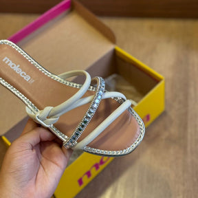 Sandália Moleca Metalizada Tiras Brilhosas 5435.547