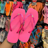 Havaianas Slim Square Glitter Neon + Pin Borboleta