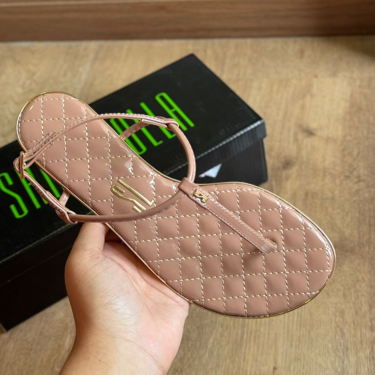 Rasteira Santa Lolla Verniz 0008.01D3.0010