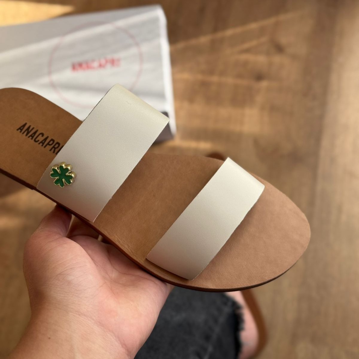 Sandália Ana Capri Rasteira Tira Dupla Couro C300140415