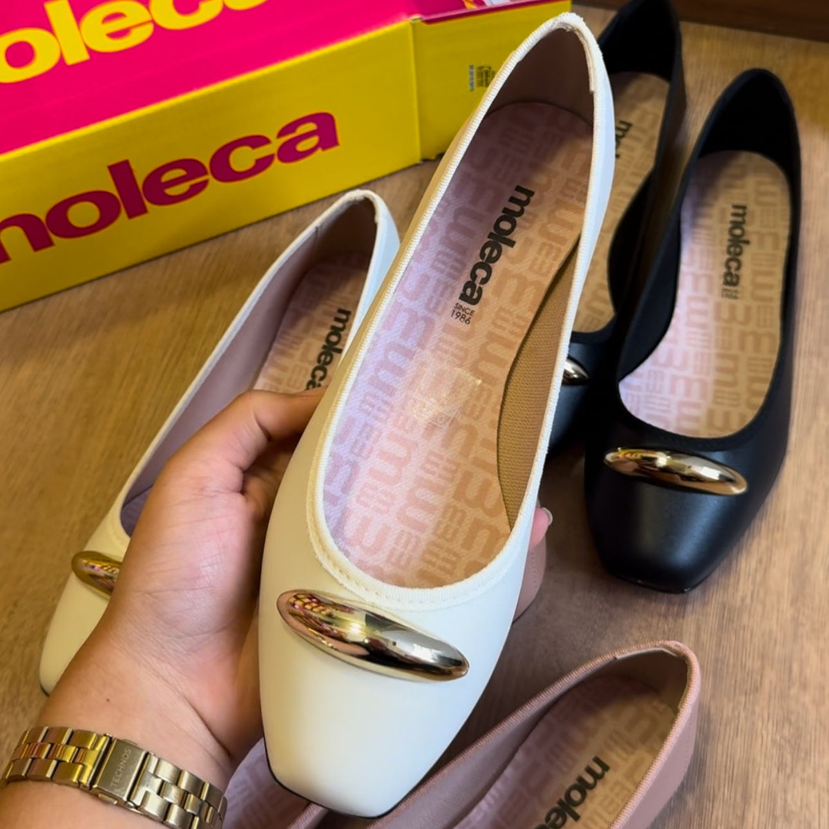 Sapatilha Moleca Detalhe Dourado 5729.131