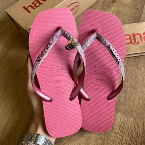 Havaianas Square Glitter + Pin Olho Grego e Ponto de Luz