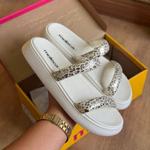 Sandália Moleca Papete Tira Grossa 5507.101.28959