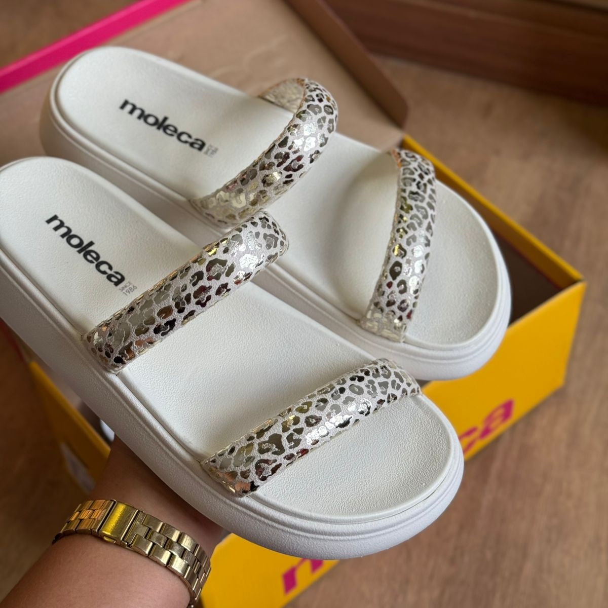 Sandália Moleca Papete Tira Grossa 5507.101.28959