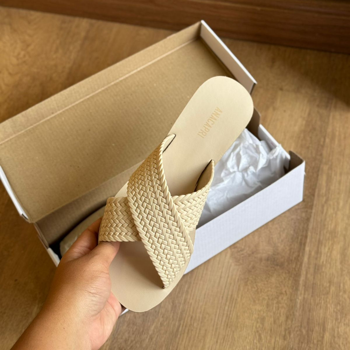 Rasteira Ana Capri Color Vibes Trançada C300140158