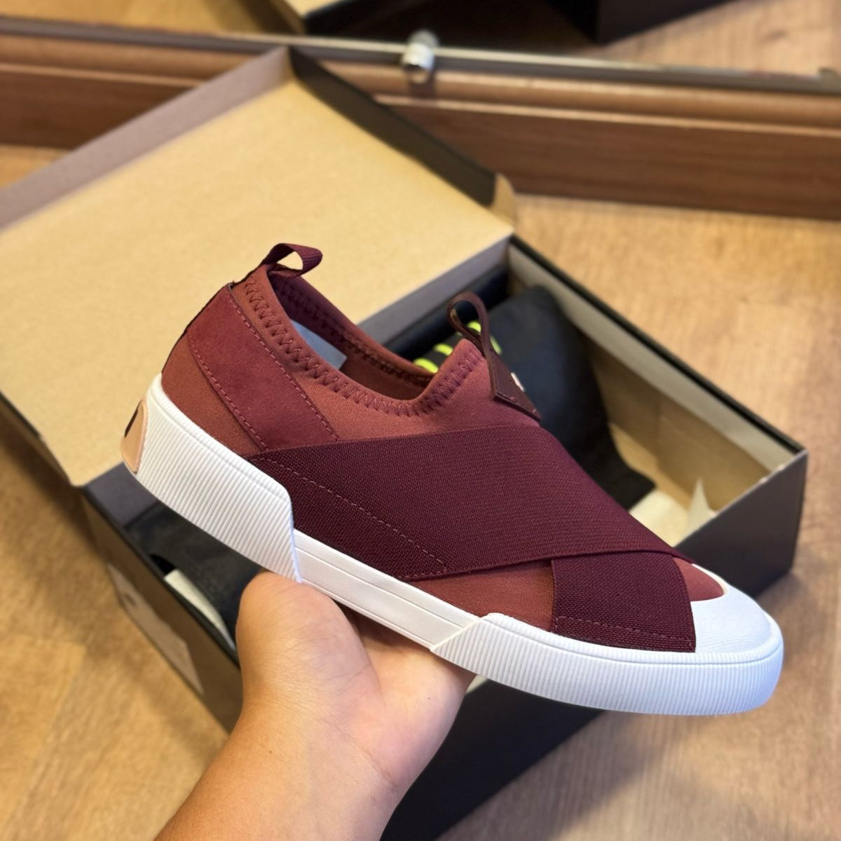 Tênis Santa Lolla Neoprene Elástico 050C.339B.0206