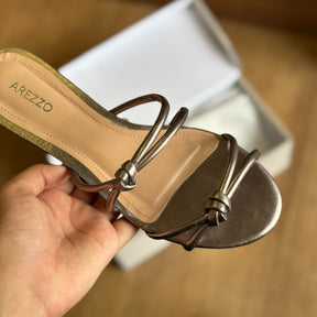 Rasteira Arezzo Bico Redondo Tiras Nós A044850666