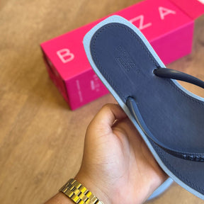 Chinelo de Dedo Arezzo Square Bicolor Brizza Z190270026