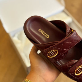 Sandália Arezzo Rasteira Couro Matelassê Velcro A120160149