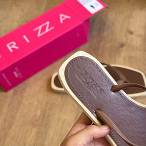 Chinelo de Dedo Arezzo Square Bicolor Brizza Z190270026