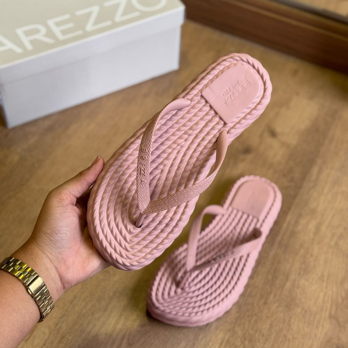 Chinelo de Dedo Arezzo Marrocos Flip Flop Z191550002