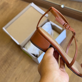 Sandália AnaCapri Detalhe Dourado Tiras Finas C30489009