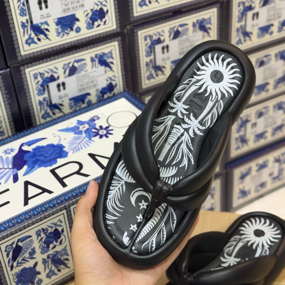 Sandália Farm Rio Katita Print J1005700