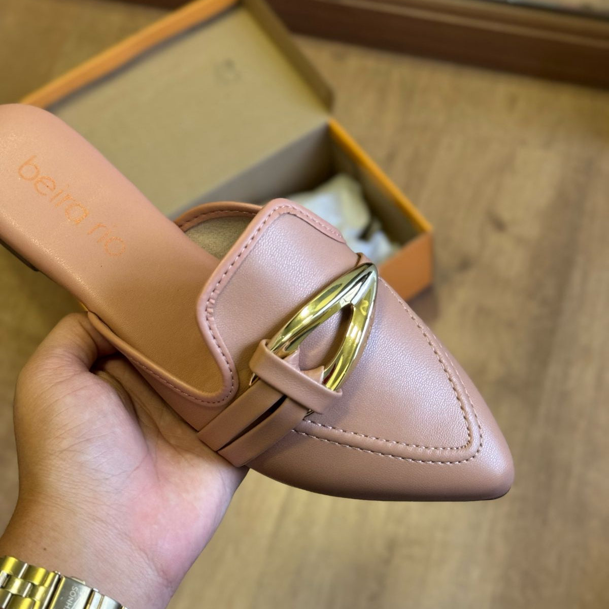 Mule Beira Rio com Detalhe Dourado 4134.1003