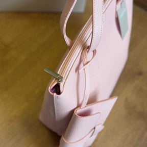 Bolsa Arezzo Mercato Grande Pouch A500230452