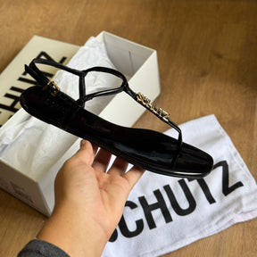 Sandália Schutz Rasteira Crystal Schutz Logo S011680089