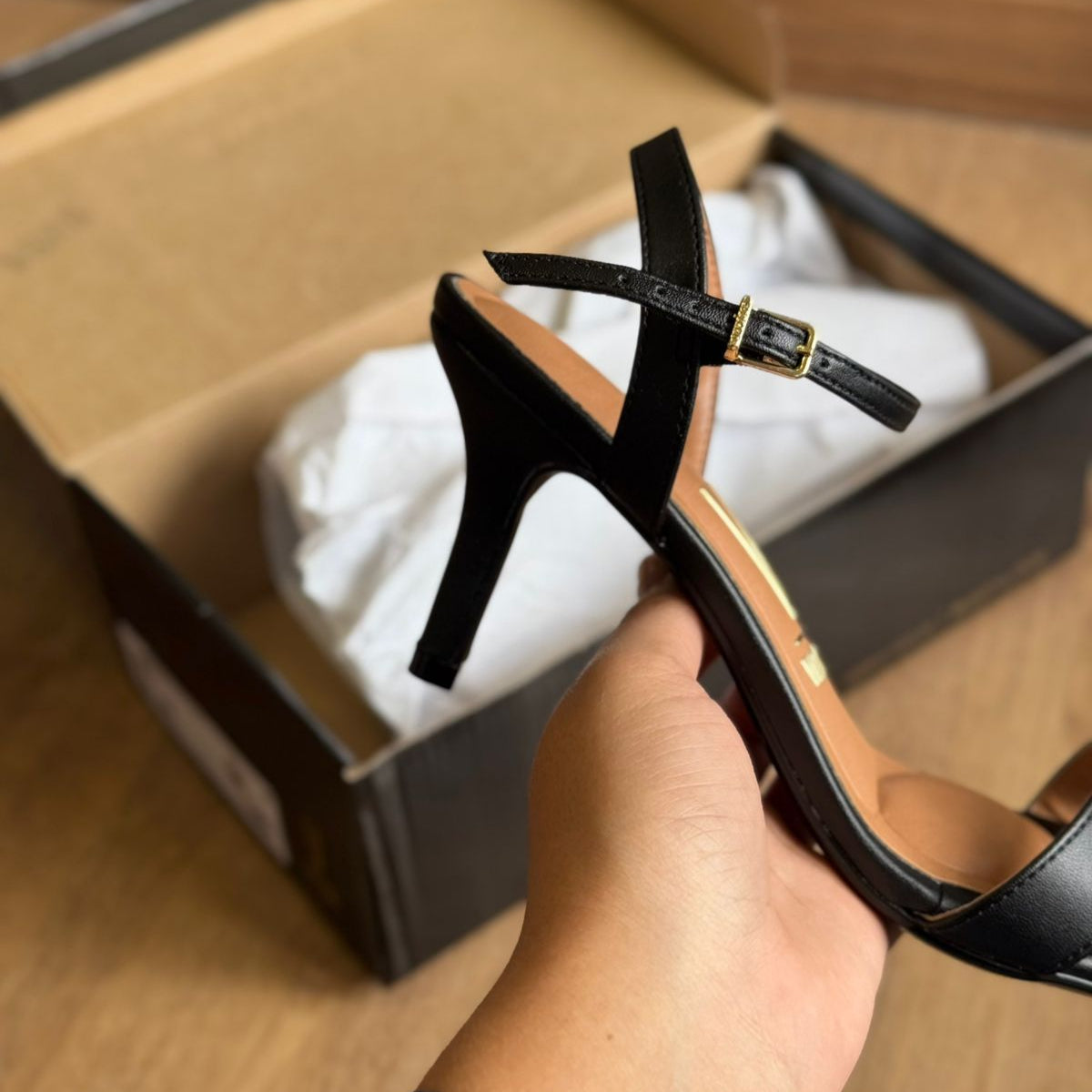 Sandália Vizzano Salto Fino 6524.102