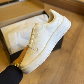 Tênis Vizzano Casual Cadarço Logo Dourado 1389.101