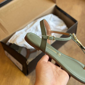 Rasteira Vizzano Detalhe Dourado de Folha 6371.374