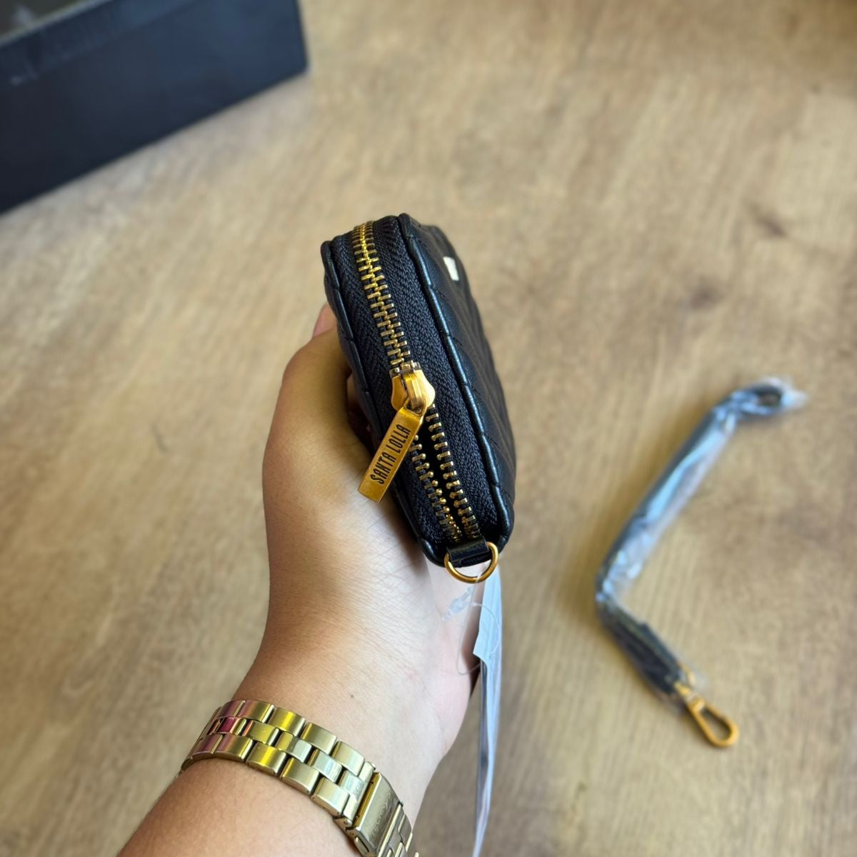 Carteira Santa Lolla Soft Alça De Mão 0471.4A74.037B