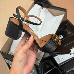 Sandália Vizzano Salto Bloco com Ajuste 6291.1184