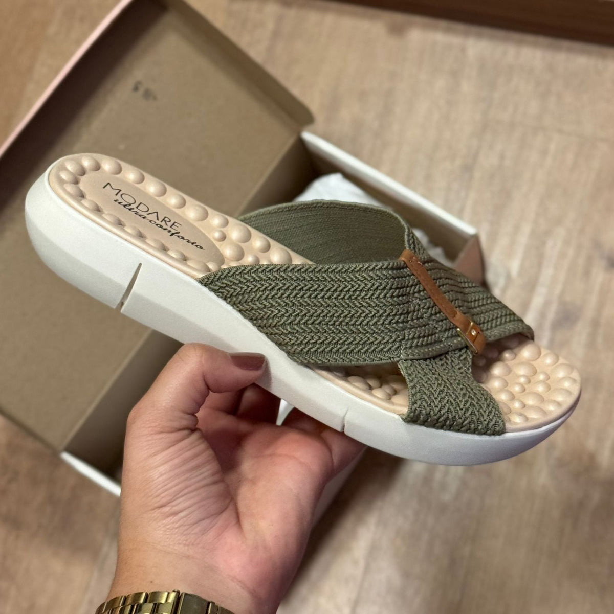 Sandália Modare em X 7142.101