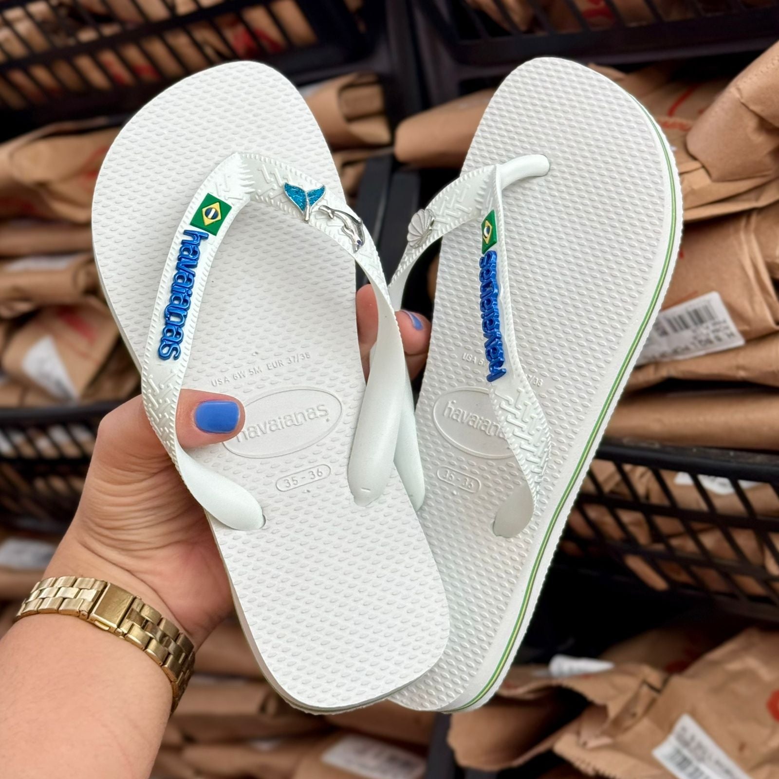 Havaianas Brasil +Placa Logo + Pin Sereia, Concha e Golfinho