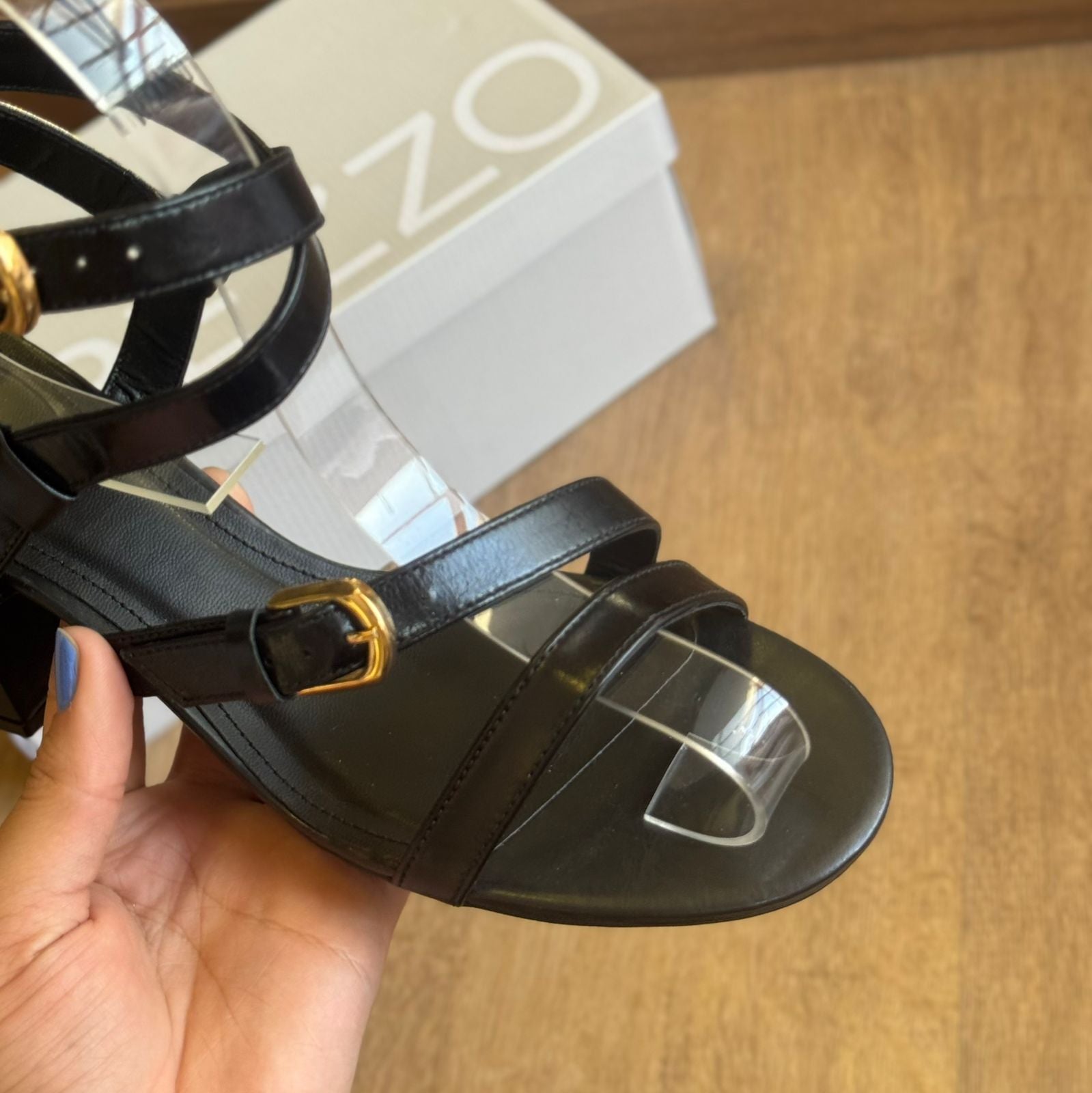 Sandália Arezzo Salto Bloco A124630079