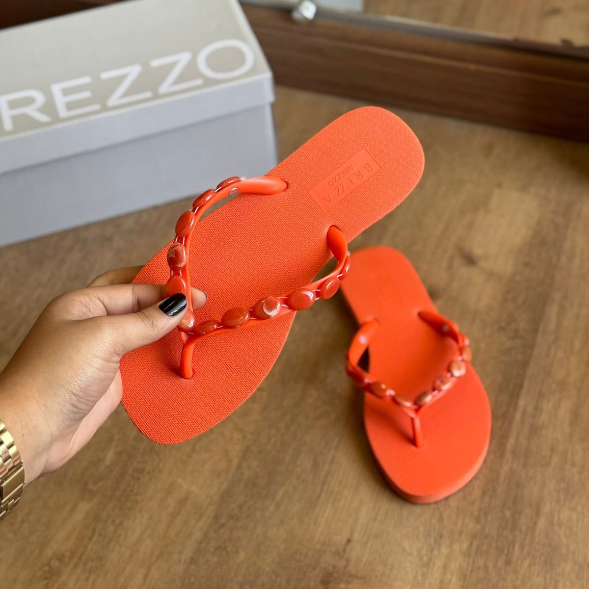 Chinelo Arezzo Enfeite Tiras Z190260032