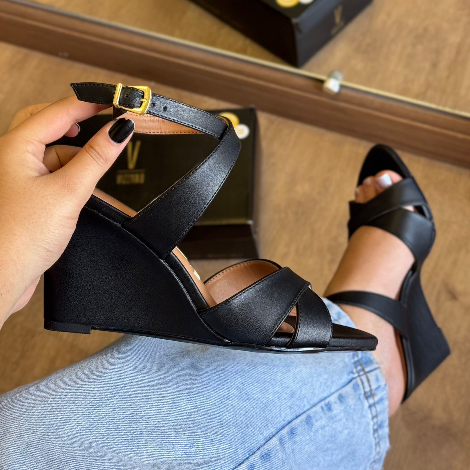 Sandália Salto Anabela Vizzano 6563.101