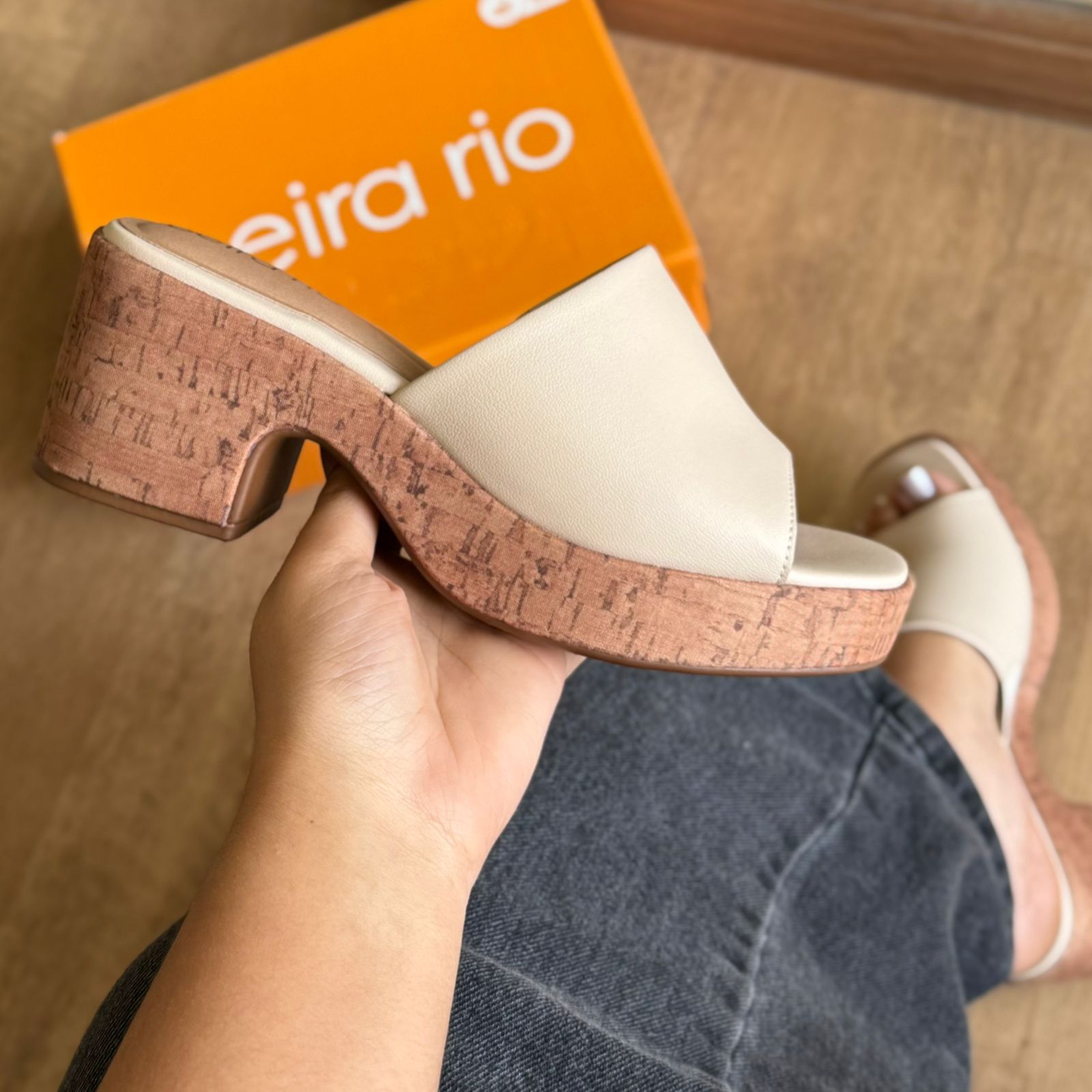 Sandália Beira Rio Salto Bloco Slide 8517.108