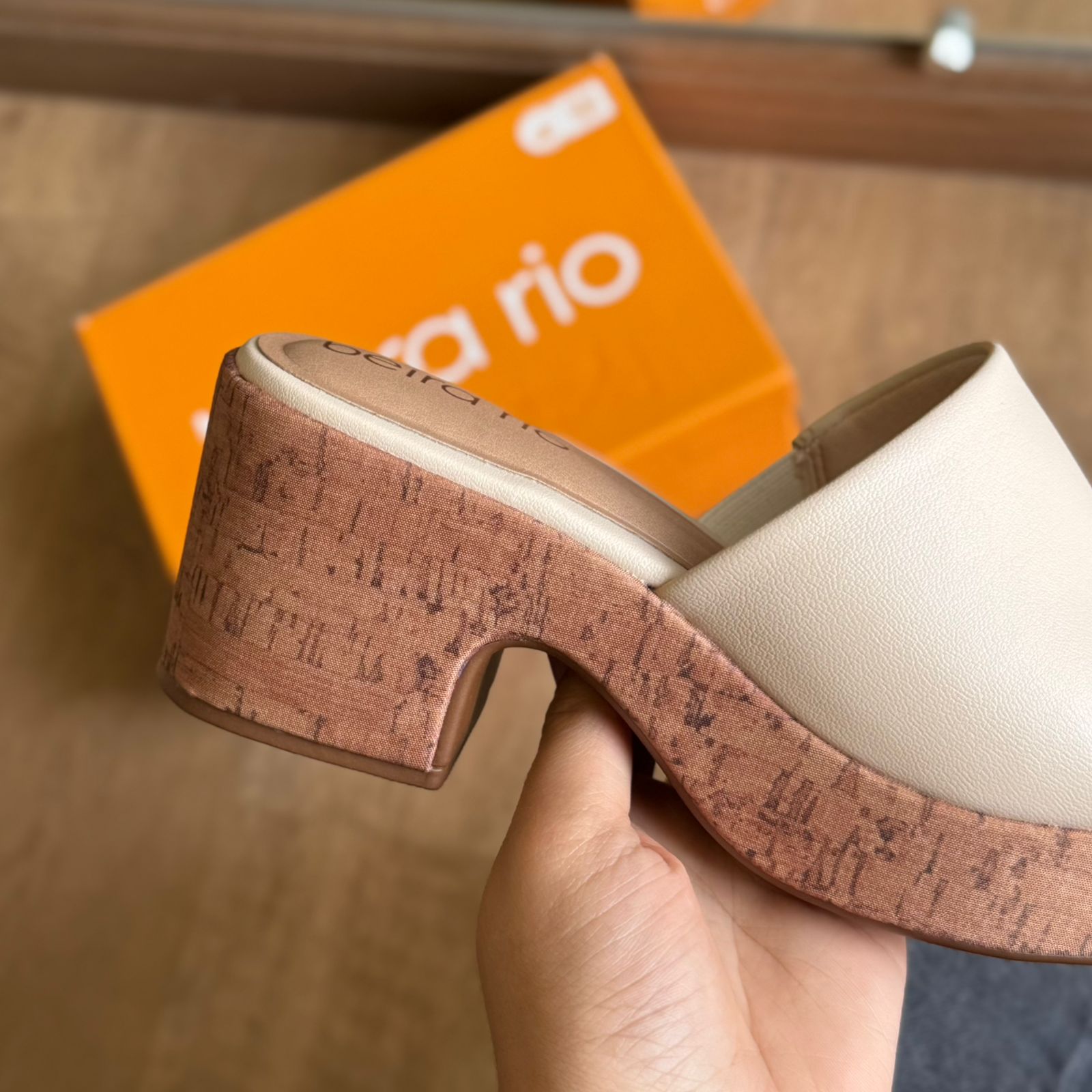 Sandália Beira Rio Salto Bloco Slide 8517.108