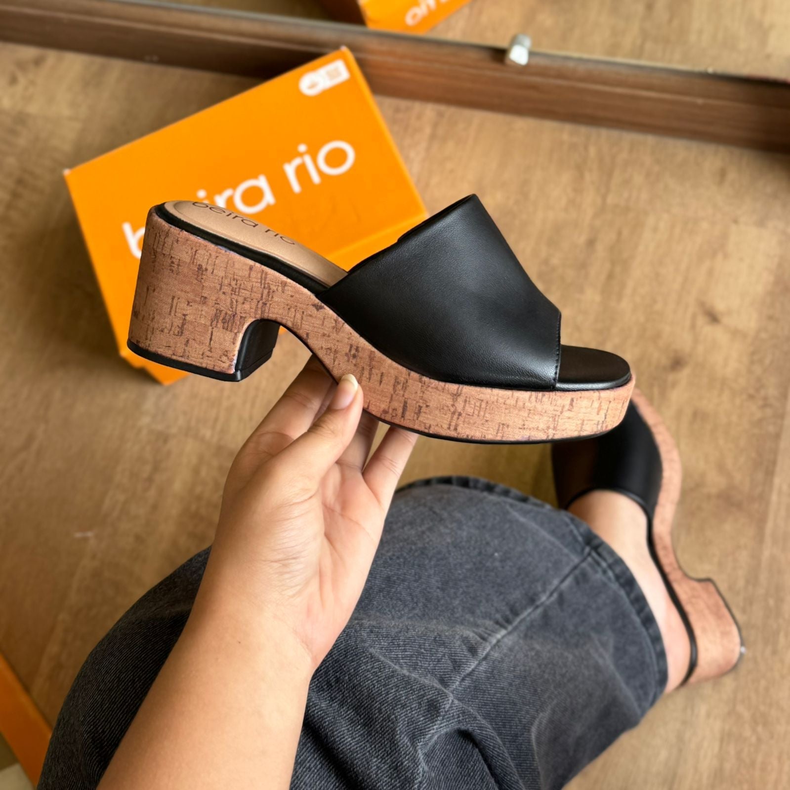 Sandália Beira Rio Salto Bloco Slide 8517.108